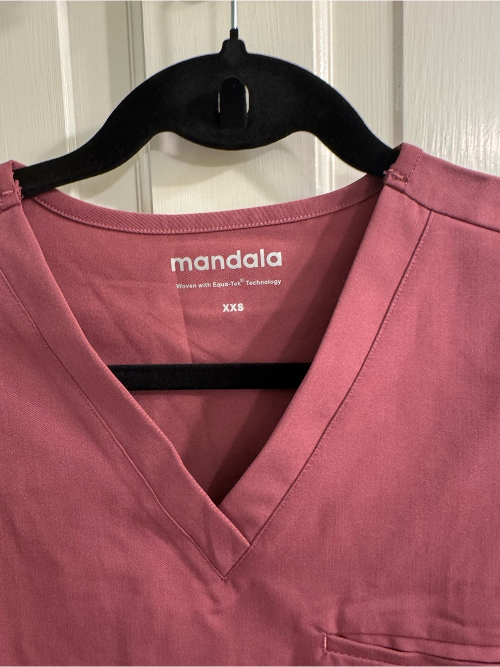 Mandala Women's V-Neck Scrub Top in Mauve - Picture 2 of 3